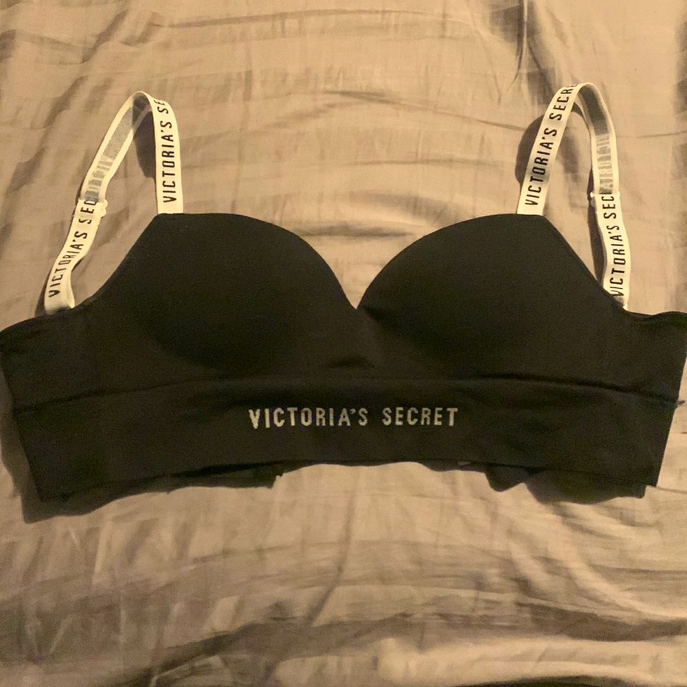 Victoria Secret T-shirt bra